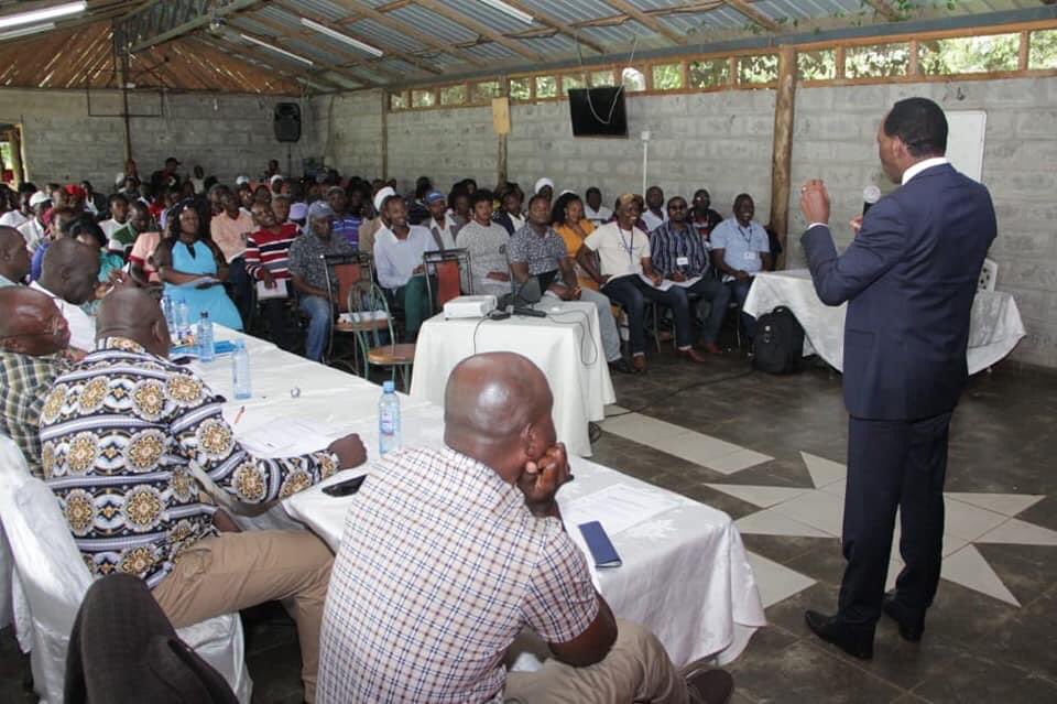 EzekielMutua's tweet photo. Pleased to join @TheMCSK Regional Committee leaders from across the country, staff, management and Directors of MCSK who are congregating at Safari Bowling Green Restaurant - City Park, Nairobi to work on the Amendment of the Memorandum &amp; Articles of Association of the Society. https://t.co/olz7Wxb0Y5
