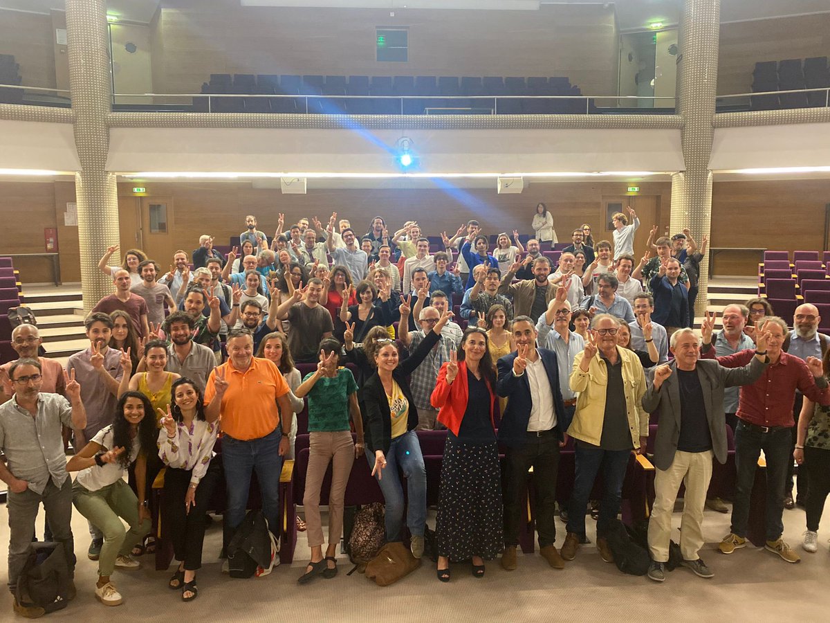 nthierry's tweet photo. Hier lancement de la campagne sur la #circo3302 de Bordeaux

Rejoignez nous.C’est le moment !

Individuellement nous sommes bien peu de choses mais collectivement nous sommes une force immense. Et ça tombe bien parce que le travail à accomplir est immense

#Nupes #legislative2022 https://t.co/7G9tjyNdZf