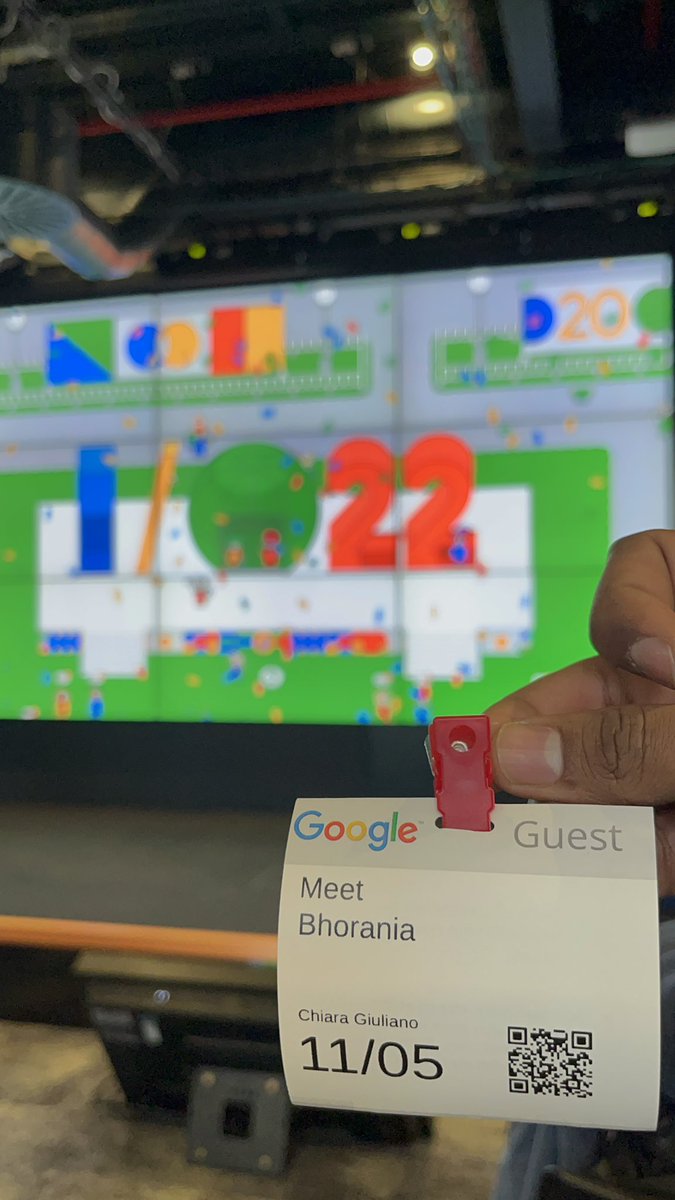 BhoraniaMeet's tweet photo. What an amazing event it was, get to know more about upcoming features of #android #ml #ai #googlecloud #pixel and many more.First in person event attended of @Google after covid at London.Thank you @gdglondon for organising fabulous event.                          #GoogleIO https://t.co/WI8sZKdwTc