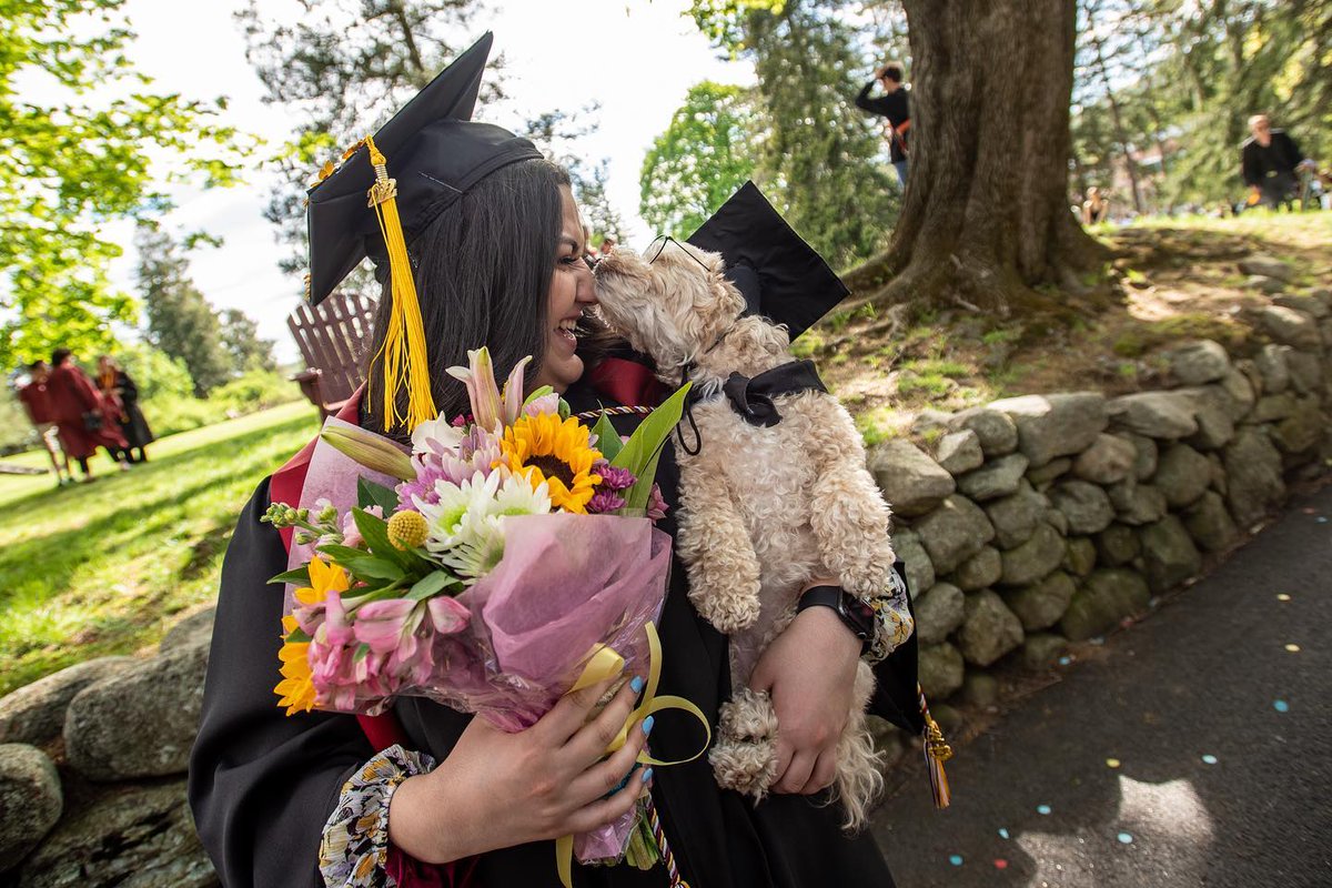 terrencemcd's tweet photo. the best graduation photo of the year, from my friend @AnneCarusoPhoto https://t.co/Vxy2g1KZlw