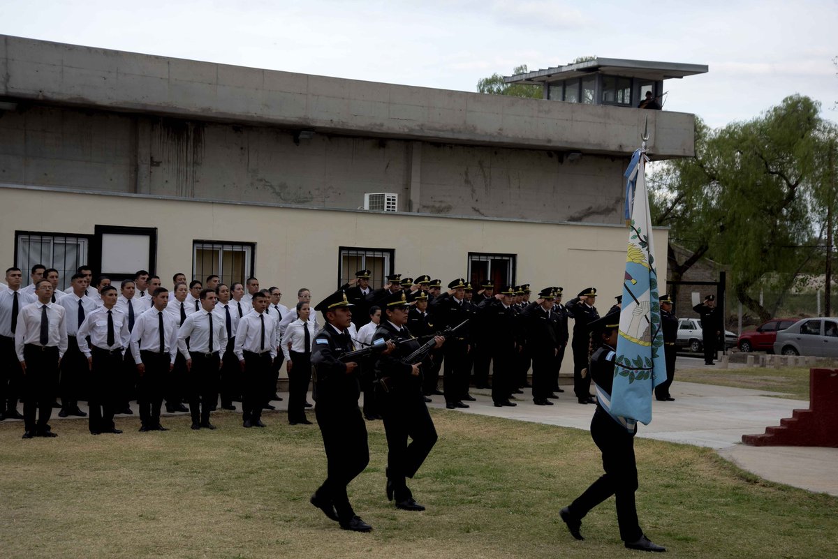 PenitenciariaMz's tweet photo. #Aniversario #INFOPE #DiezAños La puesta en funcionamiento de este espacio, ha permitido que el Servicio Penitenciario de Mendoza cuente con un lugar específico para la capacitación y profesionalización de su recurso humano.
https://t.co/jImDKrgUiX https://t.co/n6QWWihLRr