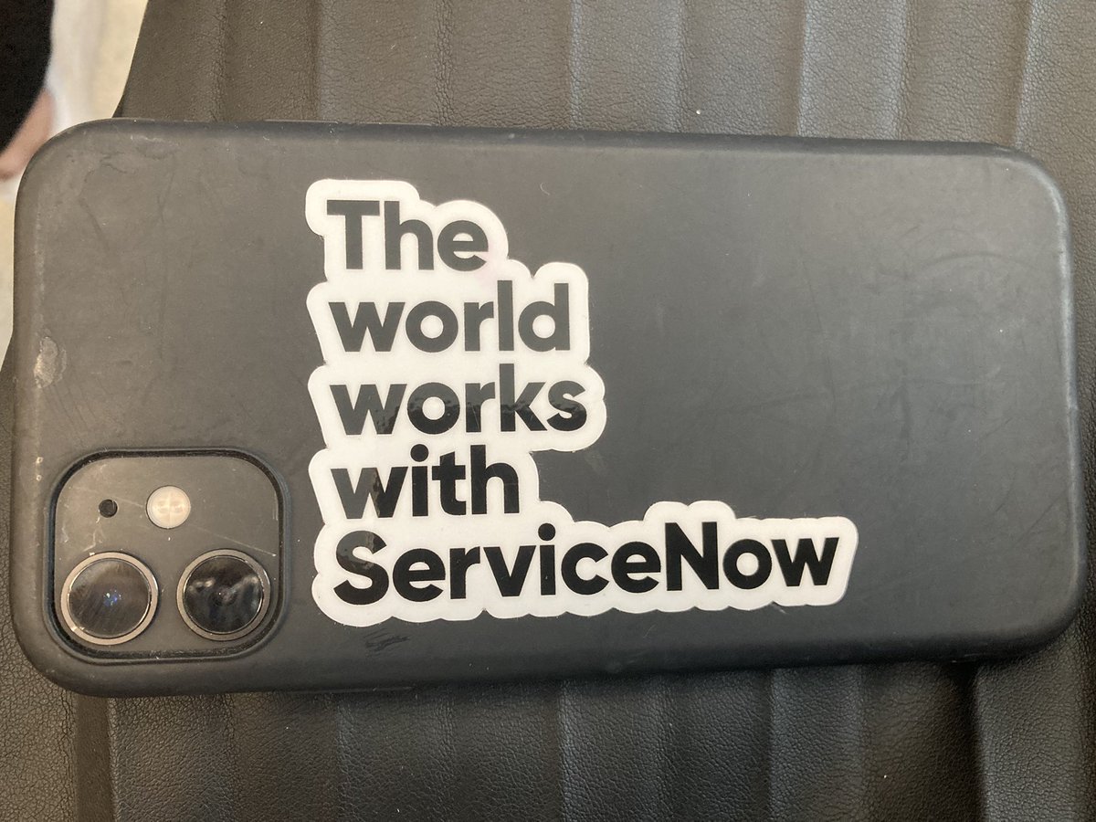 pipharrison5's tweet photo. Thanks for the sticker @HelloKnowledge 🖤💚🖤#sticker #Knowledge22 https://t.co/DWLePdH3Em