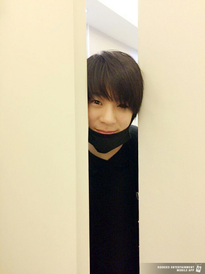 99finder's tweet photo. 중딩 제노 착하고 조용하고 욕 안 하고 데뷔해서 꼭 성공하라는 친구한테 “진짜 고마워, 내가 성공하면 맛있는 거 사줄게.” 하고 https://t.co/oZHnSNRhO4