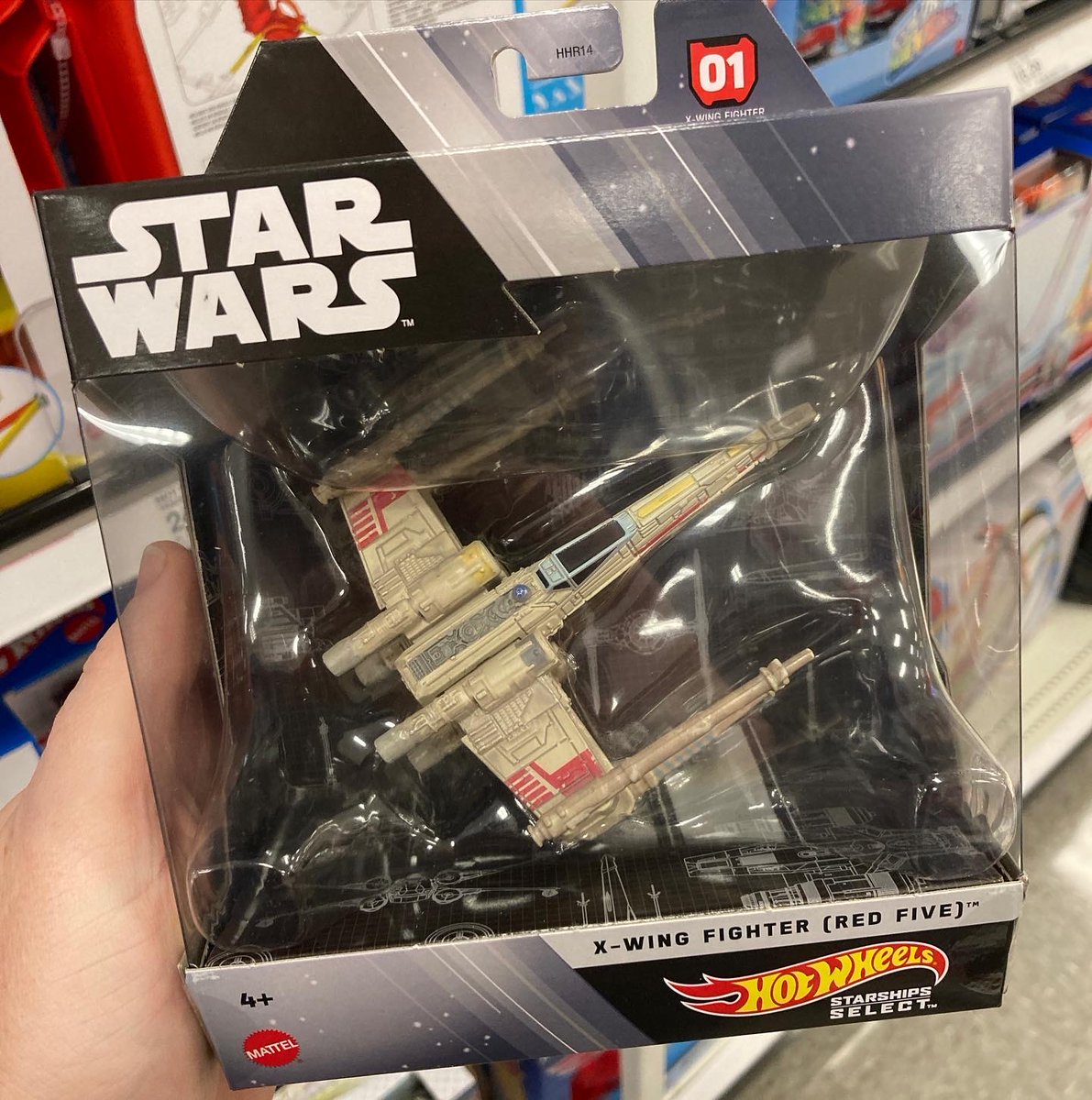 yak_face's tweet photo. New Hot Wheels Starships Select hitting Target - Price: $12.99 / DPCI: 087-07-7882 #mattel #hotwheels #starwars #starshipsselect https://t.co/55oe8UAB9s