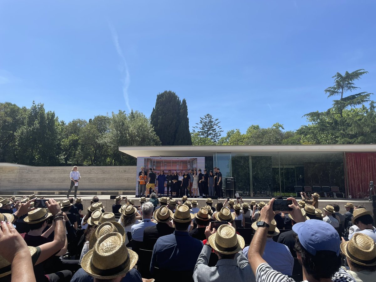 EUmiesAwards's tweet photo. Barcelona locals @lacolarq receive the 2022 Emerging Architecture Prize for the project La Borda cooperative housing, #Barcelona. Congratulations!

@BordaCoop @FundacioMies 
@GabrielMariya @AdaColau @EU_Commission @europe_creative https://t.co/EcMSmxYSs5