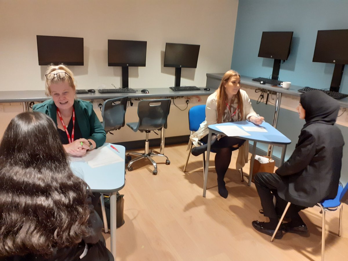 NinestilesTeam's tweet photo. It has been a pleasure to invite Employers/Businesses back to Ninestiles for the Year 10 Mock Interviews   @Ninestiles  #BirminghamSchool #respect, #commitment, #achievement #AspiretoExcellence https://t.co/PztERzYbFi