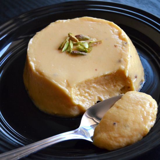 Mishti Doi is the OG dessert of every Durga Puja! It's legit the staple dessert of every Bengali. Be it an offering to Maa Durga or a source of good luck before any auspicious event, this meethi dahi is part of every big event. What’s your fav bengali dessert?
#NFTCollection #nft