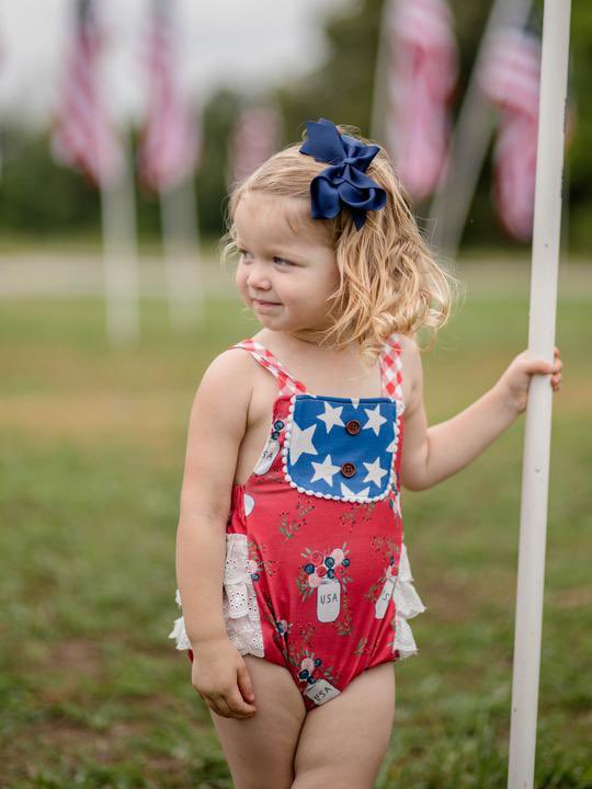 July 4th is coming up 🇺🇸 We have a few items online & store to get your little ones ready for those BBQ cook outs, like this adorable Star Spangled Bubble. #country #usa #america #boutique #ChildrensBooks #childrensboutique #redwhiteandblue #countrymusic #farm #FarmLife #boutique