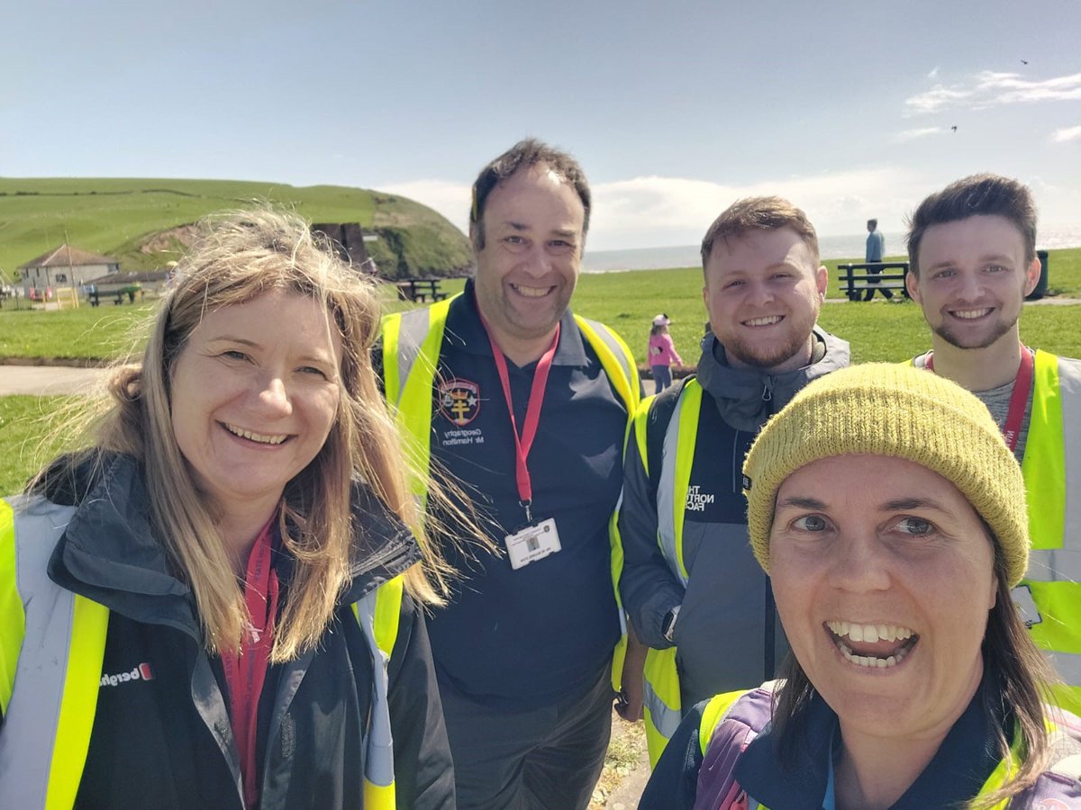 StBenedictsHS's tweet photo. Some of our Year 8 students enjoyed a great field trip to St Bees yesterday 🌎☀️🌊 https://t.co/Tn9ovrivDz