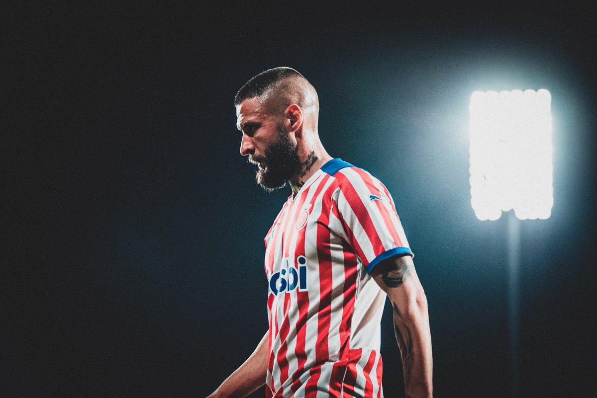 𝟯 𝗳𝗶𝗻𝗮𝗹𝘀.