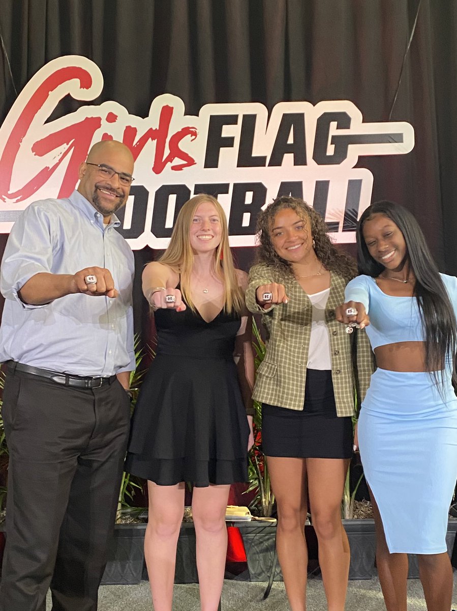 HillgroveFlag's tweet photo. Thank you to @FalconsCR for having us at the Girls Flag Football Wall Ceremony. What an awesome event! π ππ #TheGrove #GoHawks #BannerInTheBenz #GirlsFlagFootball https://t.co/uLd78TBjK7