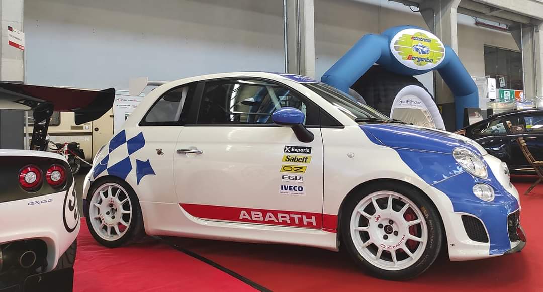 Fra55oni's tweet photo. Avvistata ad #Automotoretro #Automotoracing #Torino 2022 ๐ธ
#Abarth #MotorphoneTV ๐ฌ https://t.co/a9XGSfqKxt