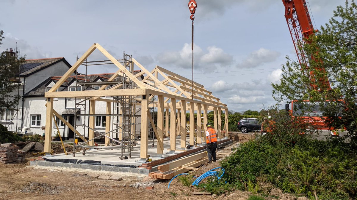 BucklandTimber's tweet photo. Another spruce glulam installation nearing completion this week. This single story house extension will provide extra space for a kitchen, living area, bedroom and ensuite.

#glulambuild #houseextension #glulambeams https://t.co/fA56maTMv1