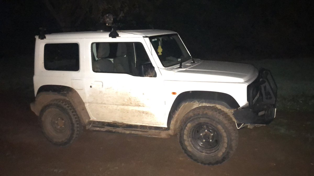calvo_73's tweet photo. @oldunclemick @LambproHolbrook Suzuki Jimny. Tried the side by side money pit. This thing awesome https://t.co/drFyMO0nnF
