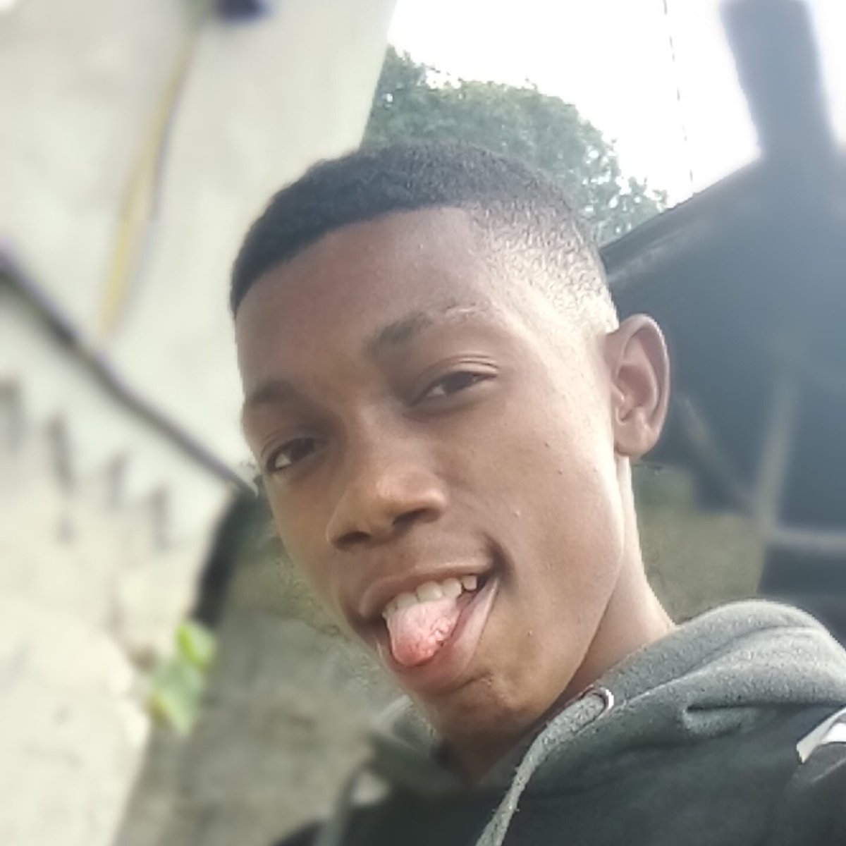 NjigaAli's tweet photo. #NewProfilePic https://t.co/fcj5AlPNmK