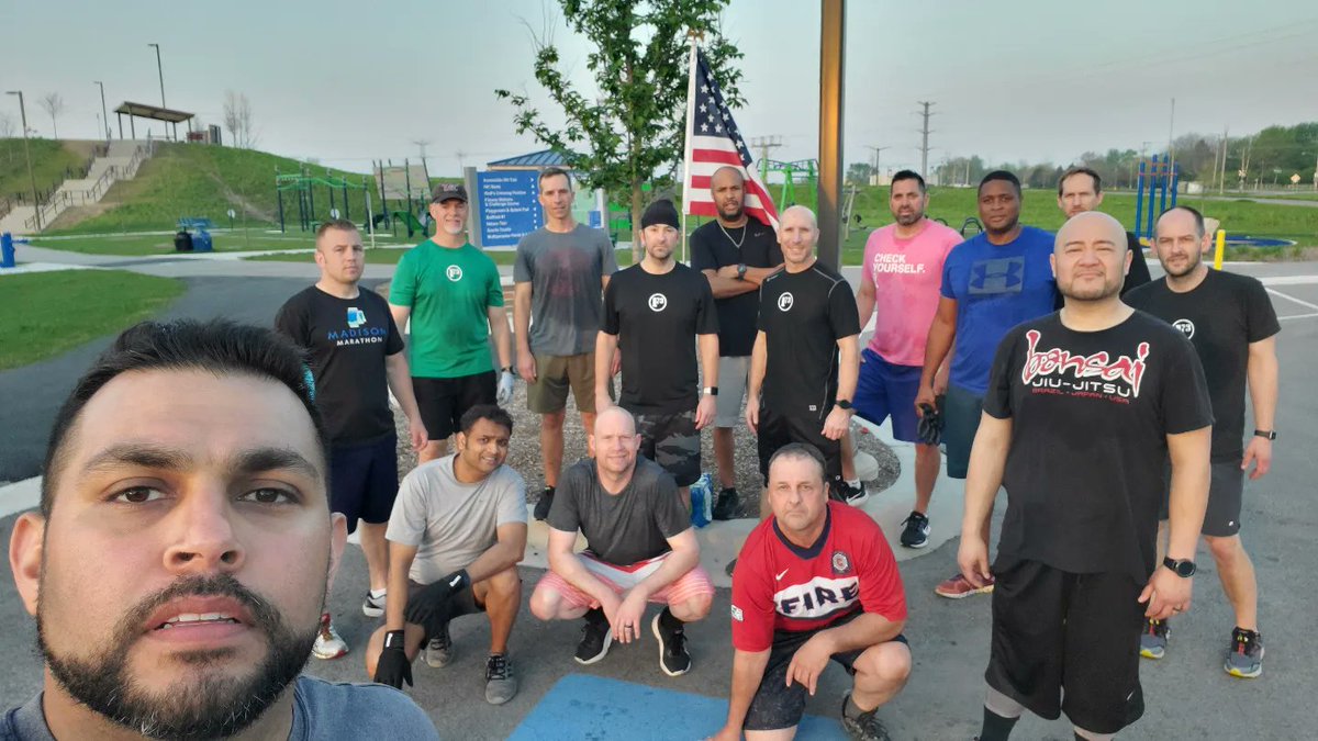 F3TwoWolves's tweet photo. Flexibility, Stability, Strength...all this Rainman brought to the PAX this morning as we crossed the halfway point of Lincoln Games. It was a much needed return to focus on form and quality reps. Thanks for your lead Rainman! @f3naperville https://t.co/yEu2QGV5Ey