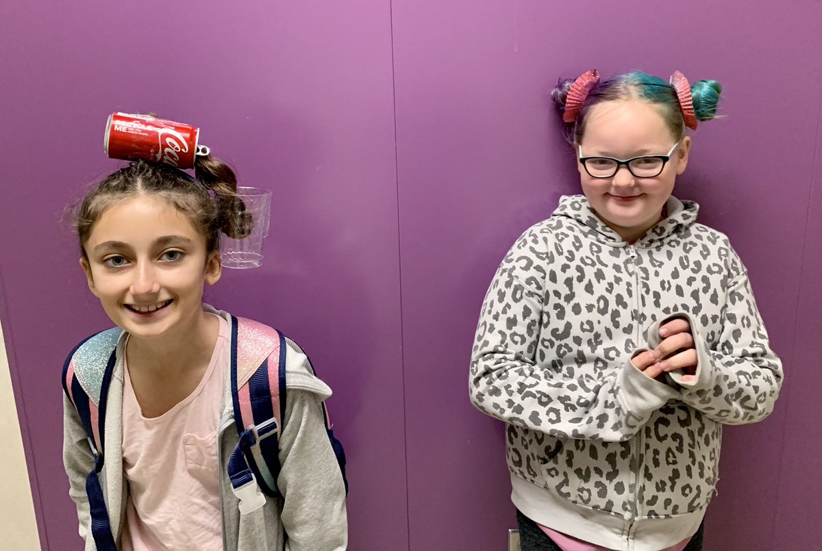 GranbyThird's tweet photo. Crazy hair day @GranbyGators https://t.co/OVytYkcNWo
