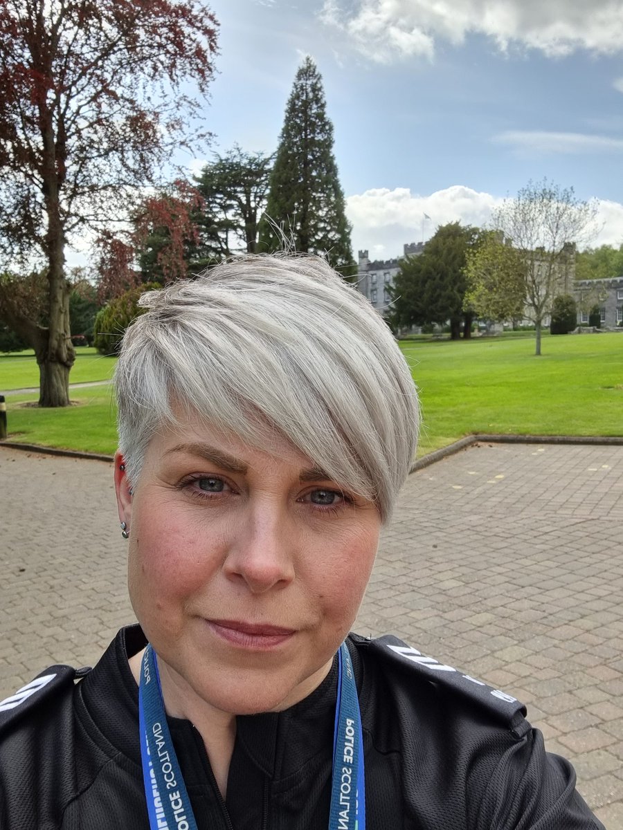 One of my favourite places @PolScotCollege. Fitting to be delivering an input to students re my lived experience of burnout, poor mental health and suicidal thoughts during #MHAW2022. It's okay not to be okay, and help is there if u need it #IveBeenThere 💙