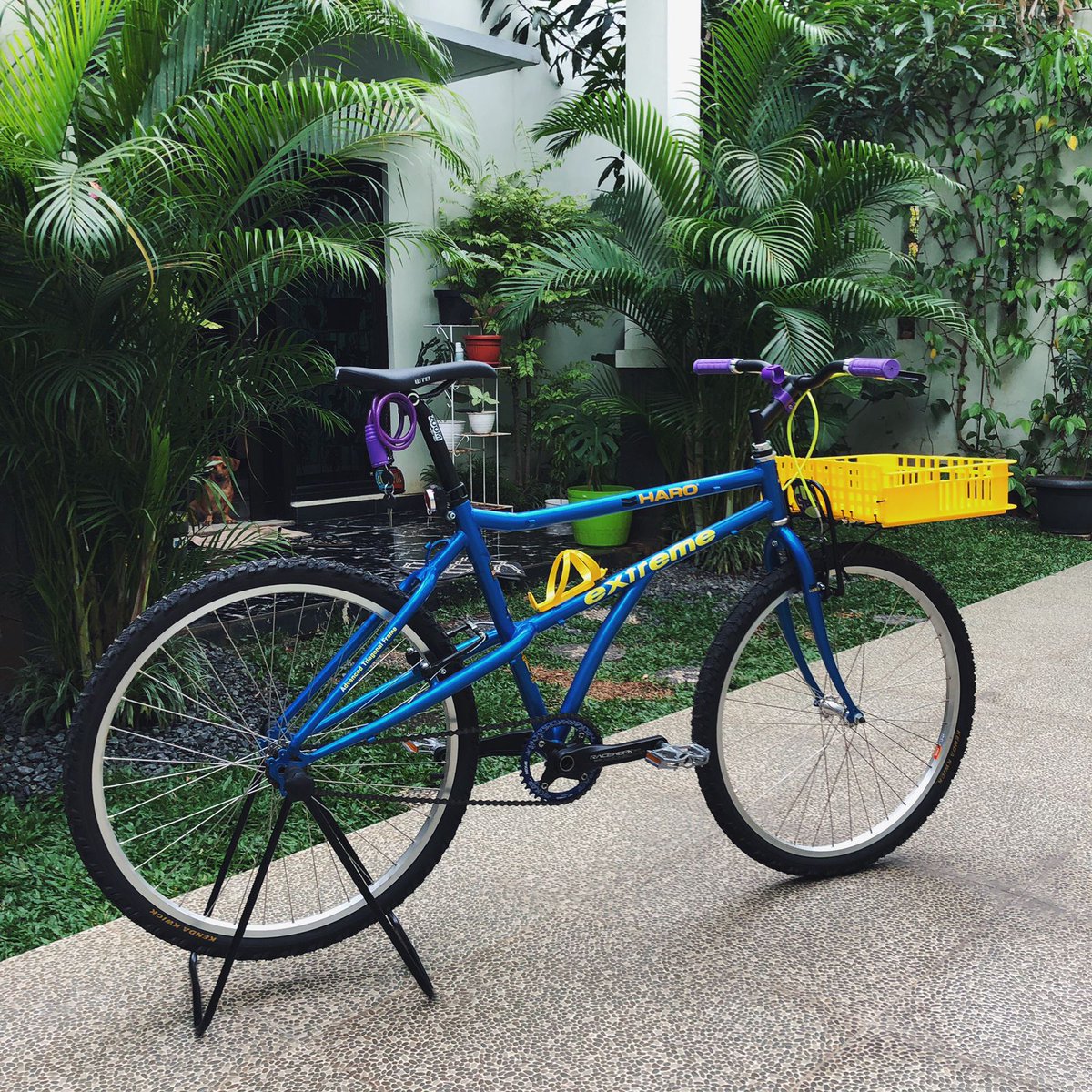 lamhooters's tweet photo. Bootleg Haro Extreme
single gear
Crankset Racework
Chainring Deckas
Velg Jari Araya
Ban Kenda
Pedal Wellgo
Lever Avid
Seatpost Zoom
Cable Jagwire
V-brake tektro
Price : 4 juta nego
#jualsepeda #jualsepedabekas #jualharoextreme #sepeda26 #mtbvintage #mtb26 #haro https://t.co/7i8mnG81CZ
