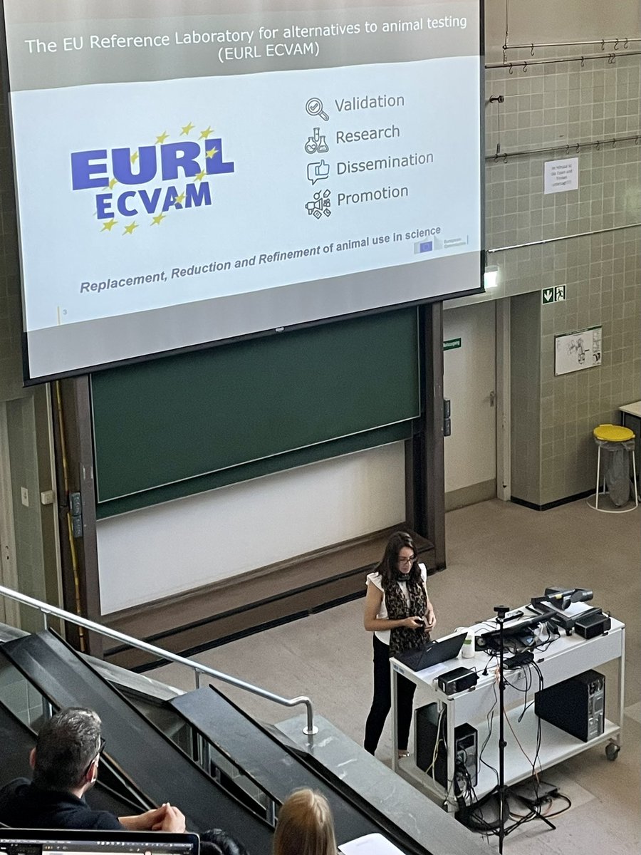 3RCenter's tweet photo. Amazing #Keynote lecture given by Marcelle Holloway (@EU_Commission, #EURL #ECVAM) during the #3RConference 2022 on the importance of the #3Rs in education and training. https://t.co/pqMDFkjT3k