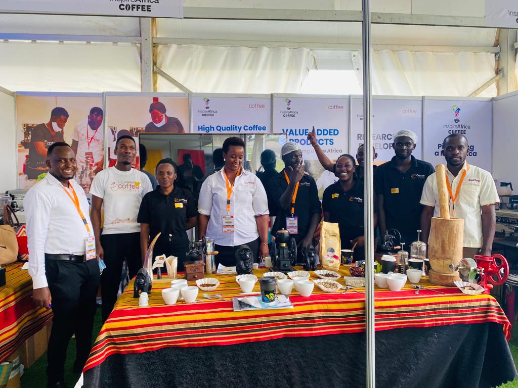 Coffeecity21's tweet photo. The young champions of #CoffeeCity in the "Uganda Turkey Investment Trade, Industry & Tourism Summit" @spekeresort
#InvestUgTurkey22 #juzza #InspireAfricaCoffee https://t.co/riL6uGEIUc
