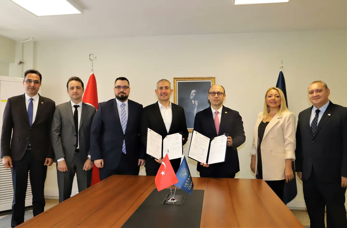 iucsem's tweet photo. Üniversitemiz ve Turkcell Global Bilgi arasında firma personeline yönelik eğitimler ve sertifika programları düzenlenmesine yönelik protokol, Rektörümüz Sayın Prof. Dr. Nuri Aydın ve Turkcell Global Bilgi Genel Müdürü Sayın Çağatay Aynur tarafından imzalandı. https://t.co/Tu22CPtQUH