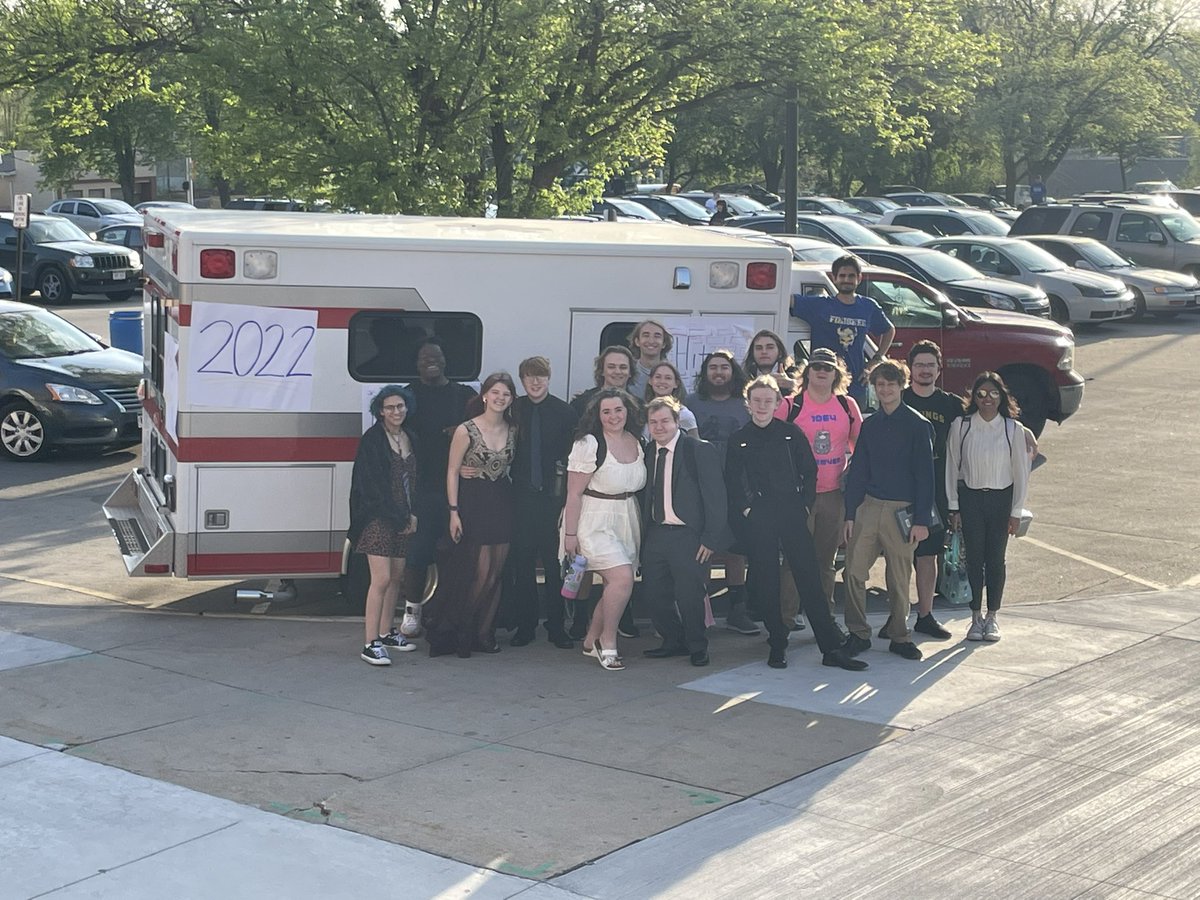 lawofthefarm's tweet photo. You gotta love seniors who roll up in an ambulance playing music on their last day of finals! #partymobile #hitthebricks Nice work ‘22 Zach! 💙💛 #vup #place2be https://t.co/ugttk0syIe
