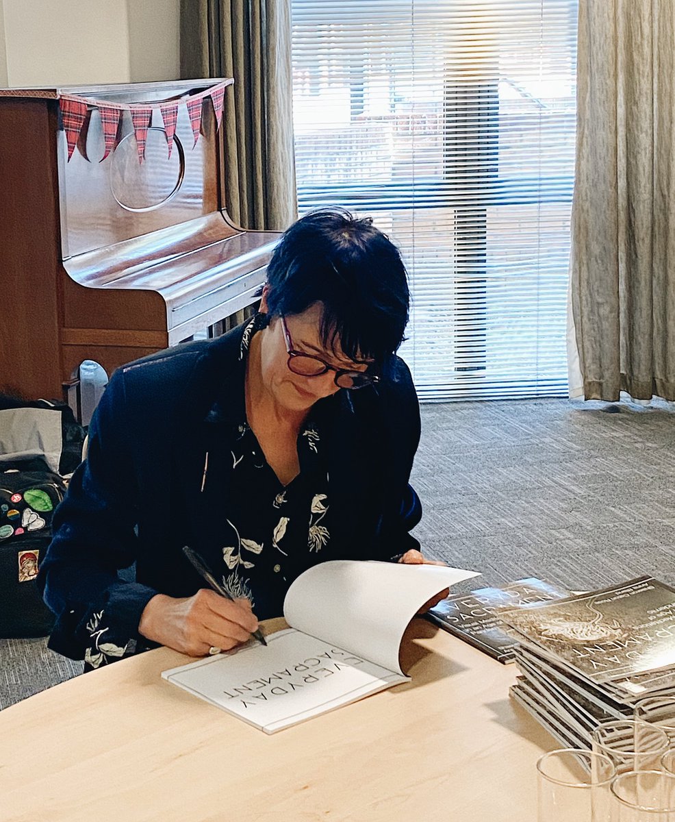 Touchstone3's tweet photo. It was an honour to speak at the book launch of ‘Everyday Sacrament: Visual Meditations in an Age of Pandemic’, by artist Shaeron Caton Rose and Anna Bland, from @leedssanctuary. One of the meditations is based on a project we ran with Shaeron, during lockdown, ‘Together Apart’. https://t.co/DzzCCWQdNn