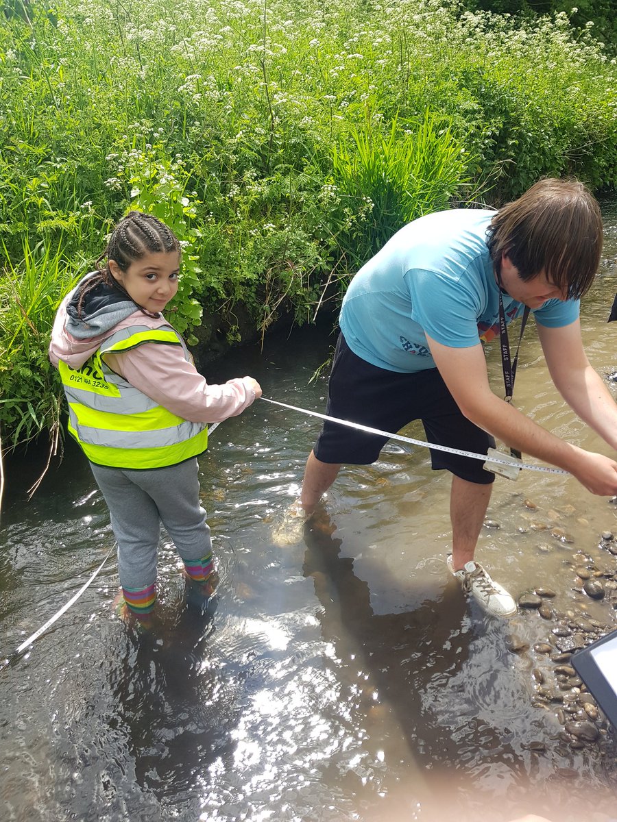 MrShahsClass's tweet photo. We are measuring the river width across different parts. We have noticed a pattern. @WiderYps
#Determination #Curiosity #Teamwork https://t.co/LcMXTX8JUF