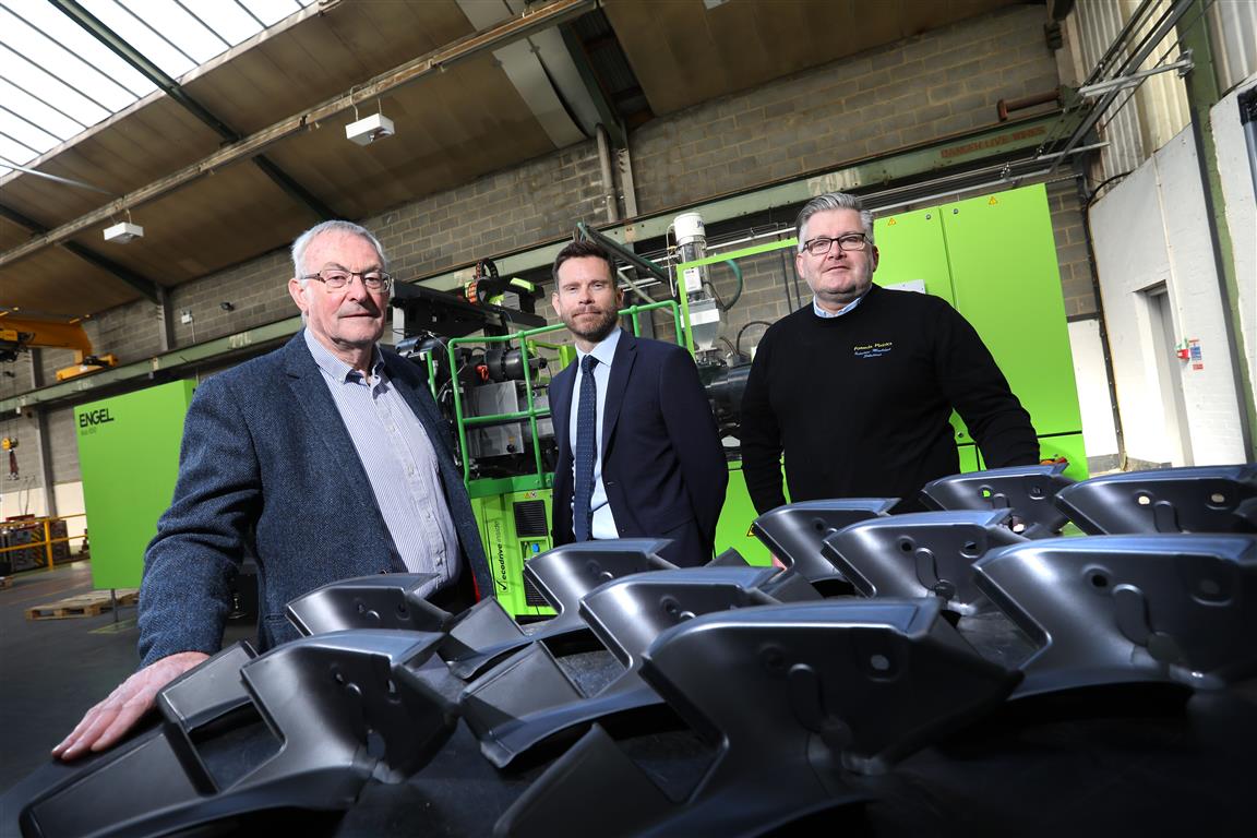 NELFundManagers's tweet photo. Celebrating a 26 year relationship with #Durham based manufacturer @FormulaPlastics by announcing our latest investment of £100k in to the business from the North East Small Loan Fund via #RLS. Delighted to be an ongoing part of this local success story! #NEL #NextLevelFunding https://t.co/dljL1T3Kp7