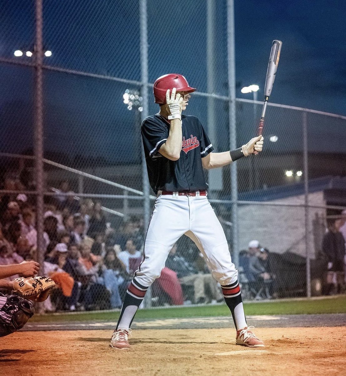 CoachJGent52's tweet photo. Matty. Matt Cornwell. They don’t make them like you. Your willingness to be the last guy off the field, the last guy cleaning out the dugout, and the first guy to pick his teammate is the truest sign of being a genuine person. You have steadily made strides over your career here https://t.co/XLK25KhbmQ