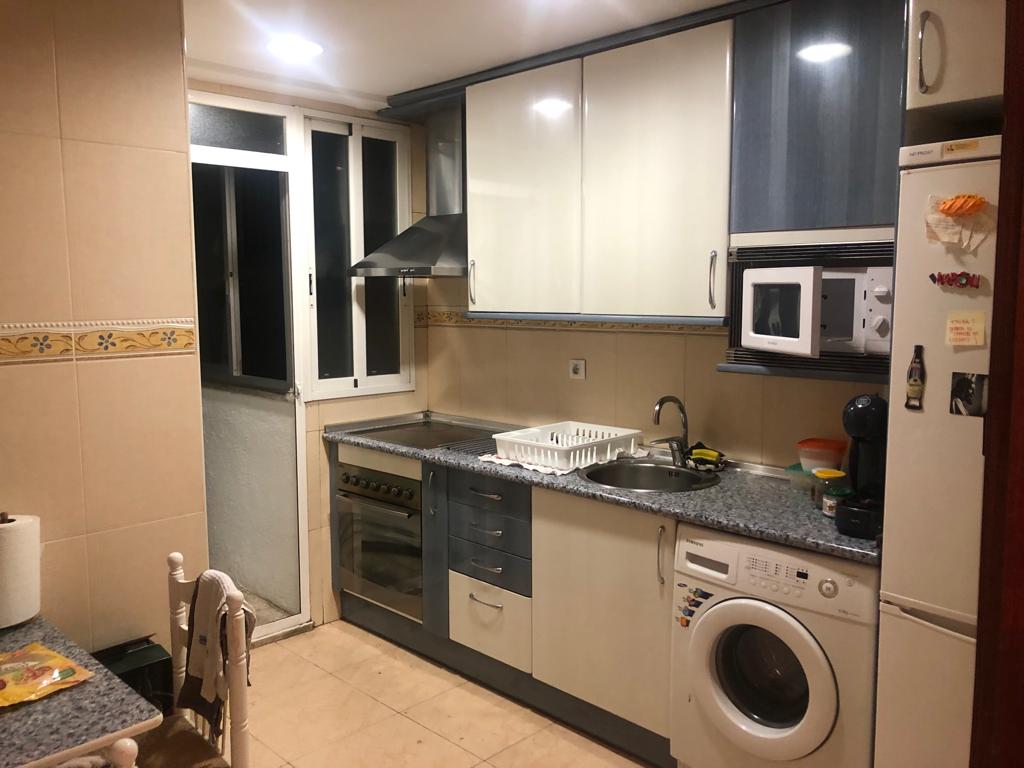 alibmtnzz's tweet photo. SE BUSCA COMPAÑERA DE PISO PARA EL CURSO 22-23 EN PLENO CENTRO DE SALAMANCA, INTERESADOS MD!!!✌🏾✌🏾✌🏾✨✨✨ https://t.co/2l6Kyv7oCU