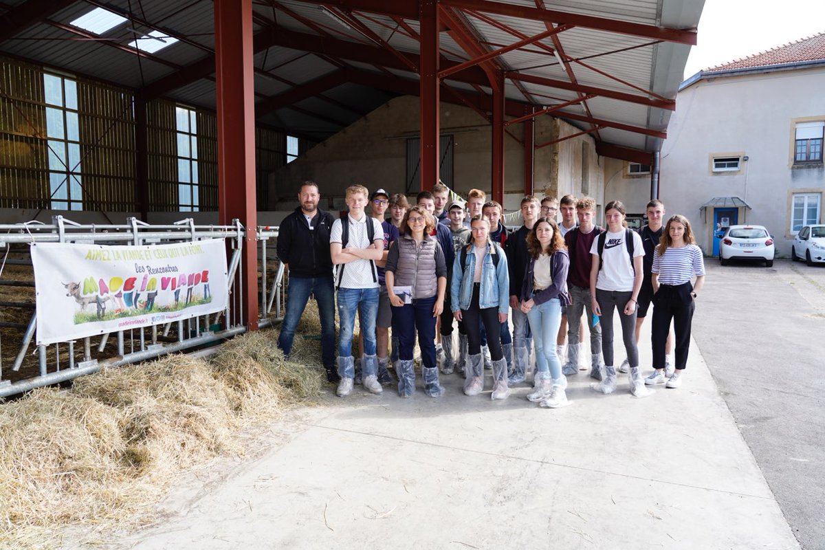 #MadeInViande - Accueil d'une classe de 1 ère STAV du lycée agricole de Courcelles-Chaussy (57) sur le site de #LORCA élevage- Présentation de la #coopérative et visite du centre de rassemblement <a href="/InterbevGdEst/">Interbev Grand Est</a>
#MetiersDeLaViande #viandeduterroirlorrain