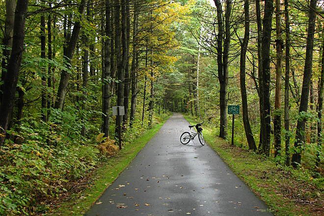 HighLifeSkiClub's tweet photo. Don’t forget to sign up for the first spring event at our Lodge, featuring cycling in nearby Lake George, a bbq at the Lodge, and a kayak adventure on the Chittenden Reservoir. Reach out to Dave Young for information and signups. 

https://t.co/w1aJmHc9Tv https://t.co/k96EcbS7jo