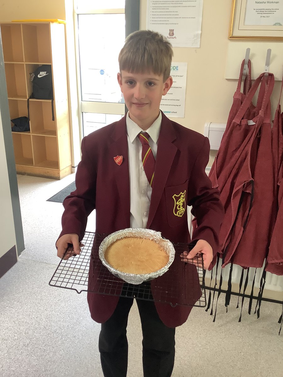 TheCryptSchool's tweet photo. Congratulations to our #CryptYr7 chefs of the week - both in the 7JC DART group, and their shortbreads smelt heavenly! 👏👏👏 https://t.co/6CBInv6gsT