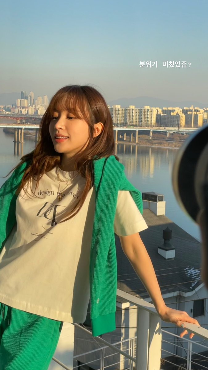 EXIDLEGGO5's tweet photo. #EXID #Hani 💚😇🙏
https://t.co/xYHH7jUmra https://t.co/MS7n9BF09l