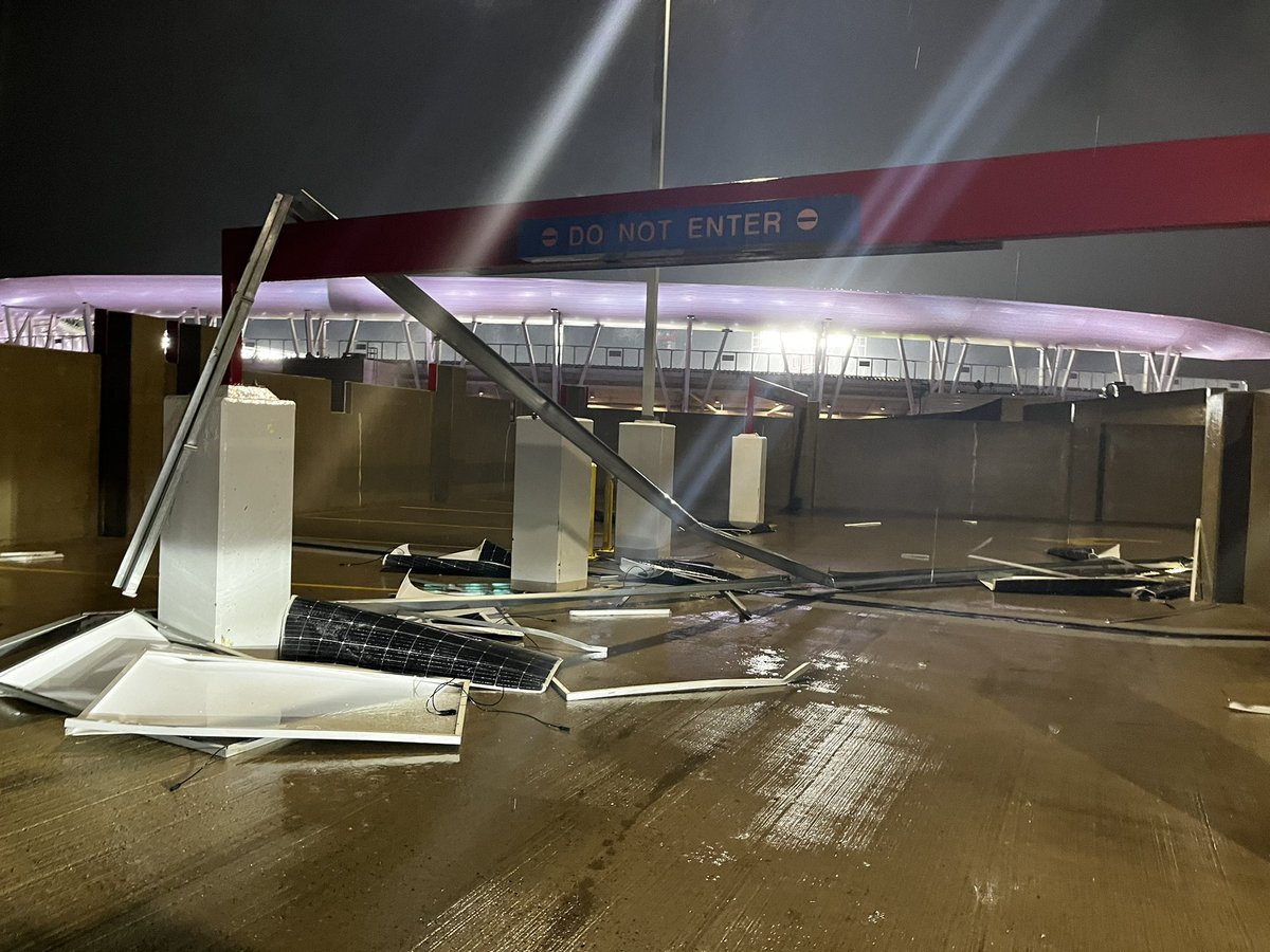 Mid2KJ's tweet photo. @WCCO Target Field! https://t.co/waThHnskIN