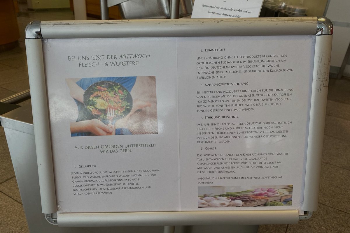 MariaKlotz_DD's tweet photo. Was für eine coole Aktion im #Akademiehotel, ich habe auch immer gedacht ein Tag ohne geht gar nicht, aber dann habe ich es ein paar Mal probiert und alte Gewohnheiten durchbrochen...so lernt man Neues kennen und nun vermisse ich es gar nicht mehr..es geht...einfach mal machen 👍 https://t.co/JnL1EKskJC