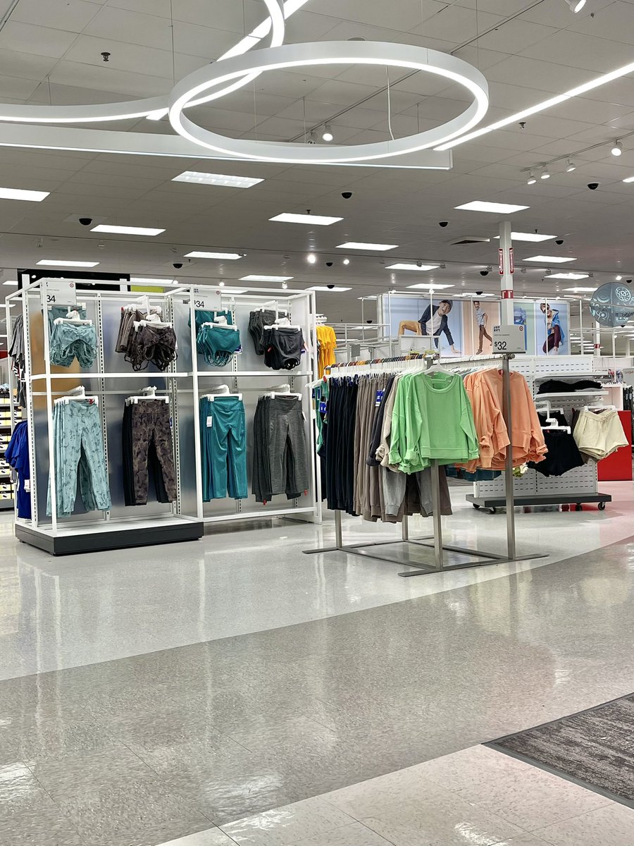 Great partnership with ETL Remodel Daisy for re locating and re-merchandising Joy Lab 🙏🏽🎉