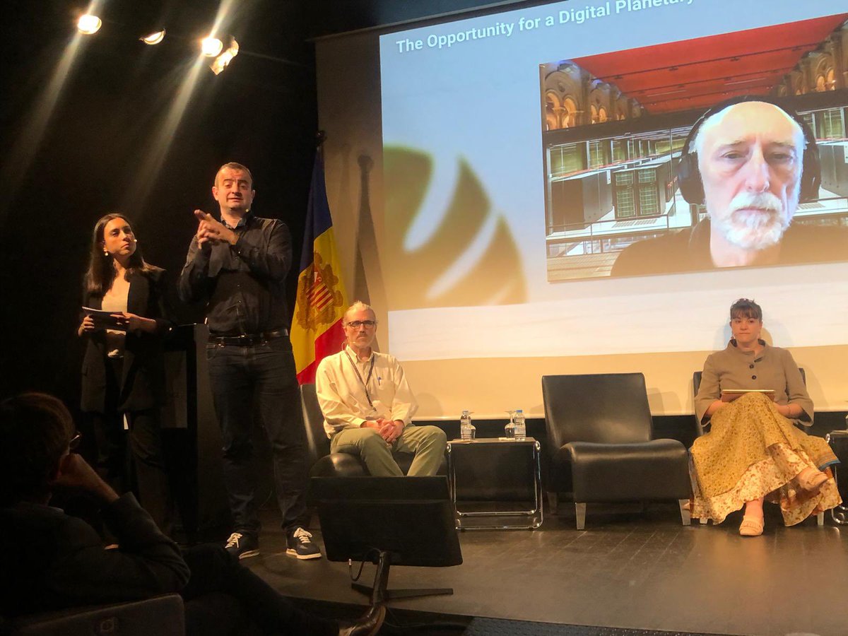 stefanbuttigieg's tweet photo. What a nice to wrap up the day with a panel & talk 🎙🗣on #DigitalPlanetaryHealth
My mind is truly blown with all the possibilities 🤯
This is truly a journey of a lifetime - the mission of #DigitalHealthforall and #HealthDataforAll
Thanks so much @patoripoll for the photos 📸 https://t.co/Iio4zPYZAX