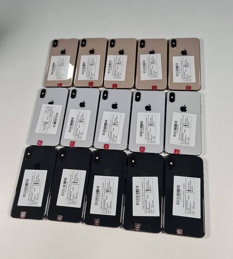 Available💯. Please retweet🙏🏾💯

iPhone XS Max
Factory unlocked
Super neat 👌🏾
Comes with a charger 🔌
SWAP ALLOWED✅

Prices
64gb ¢2700
256gb ¢3000

Please DM if interested
Call/WhatsApp - 0243786435💯