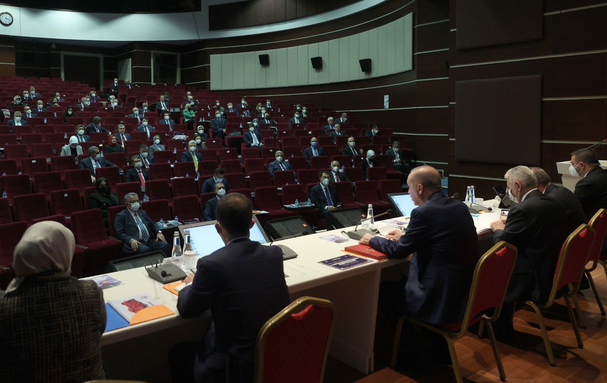 Genel Başkanımız, Cumhurbaşkanımız Sayın <a href="/RTErdogan/">Recep Tayyip Erdoğan</a> başkanlığında Merkez Karar ve Yönetim Kurulu Toplantımızı gerçekleştirdik.

Hayırlara vesile olmasını diliyorum.