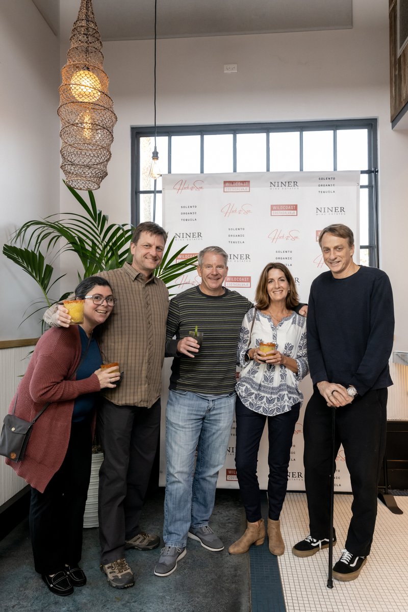 WILDCOAST's tweet photo. Celebrity chef @BrianMalarkey + his team hosted a sustainable seafood dinner supporting WILDCOAST at Herb & Sea in #EncinitasCA
Thanks to @Solentotequila, @ninerwine + special guests like local icon @tonyhawk for making it a memorable night + supporting us! https://t.co/iNrxygjhR6