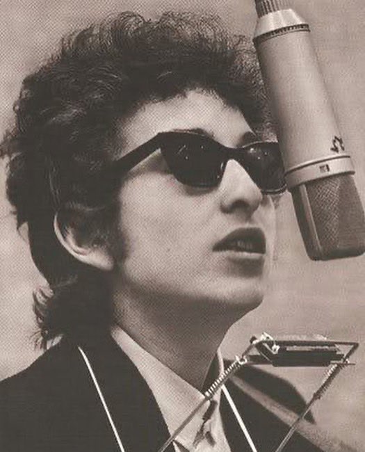 cr06449022's tweet photo. Todays photoShoot  📸 #Amazing #Recreation of @bobdylan #photography by #ColinCronin - @thefutureCorklocalBand 
#AmazingPhotographers #RetroCamera #Funideas #MultiPaxProductions #Abigthankstoeveryoneinvolved #AndRememberWeAreNothingwithoutyouguys 👏🏻 @cr06449022 https://t.co/YlSFxK9vIz