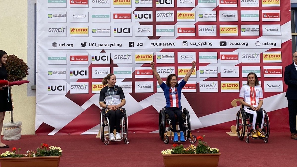 We're baaccckkk!

Alicia Dana leads <a href="/TeamUSA/">Team USA</a> with a time trial 🥇 on the first day of the Elzach World Cup! 

Full 🇺🇸 results 👉 go.teamusa.org/3yAcvKC
