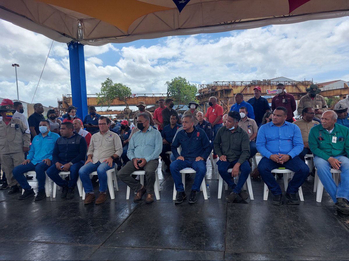 Sidor_oficial's tweet photo. #12DeMayo|| Día histórico para la clase obrera al celebrar los 14 años de la Nacionalización de la empresa. @NicolasMaduro @IndustriasVE #ProducirEsVencer #ProducirEsIndependicia https://t.co/59NBL39kHG