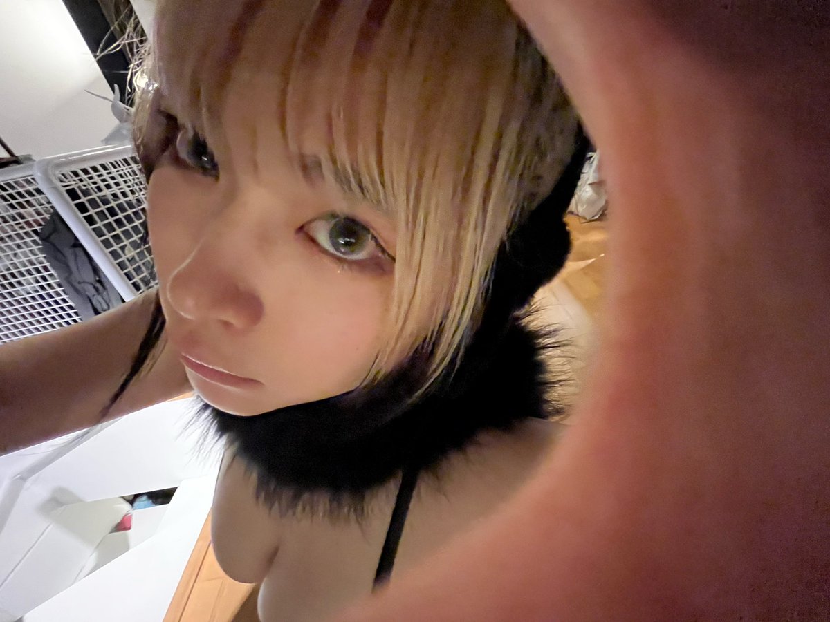 CAOSnaSIO's tweet photo. 消えてしまえよそんな世界🛁🖤 https://t.co/PxSSAsQGSP