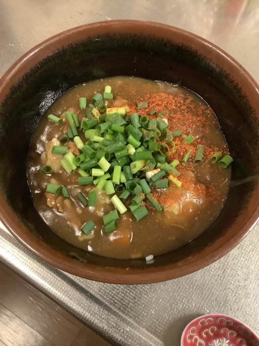 お夜食はカレー丼よ〜 