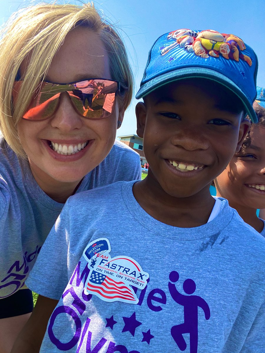 Candace Sanchez tweet media