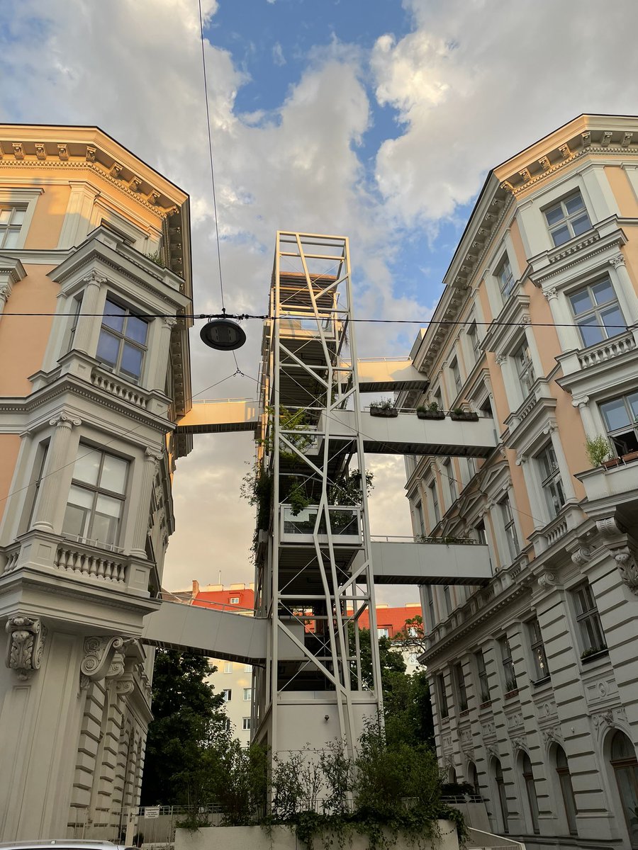 Leute! Ausgelagerte Balkone!!